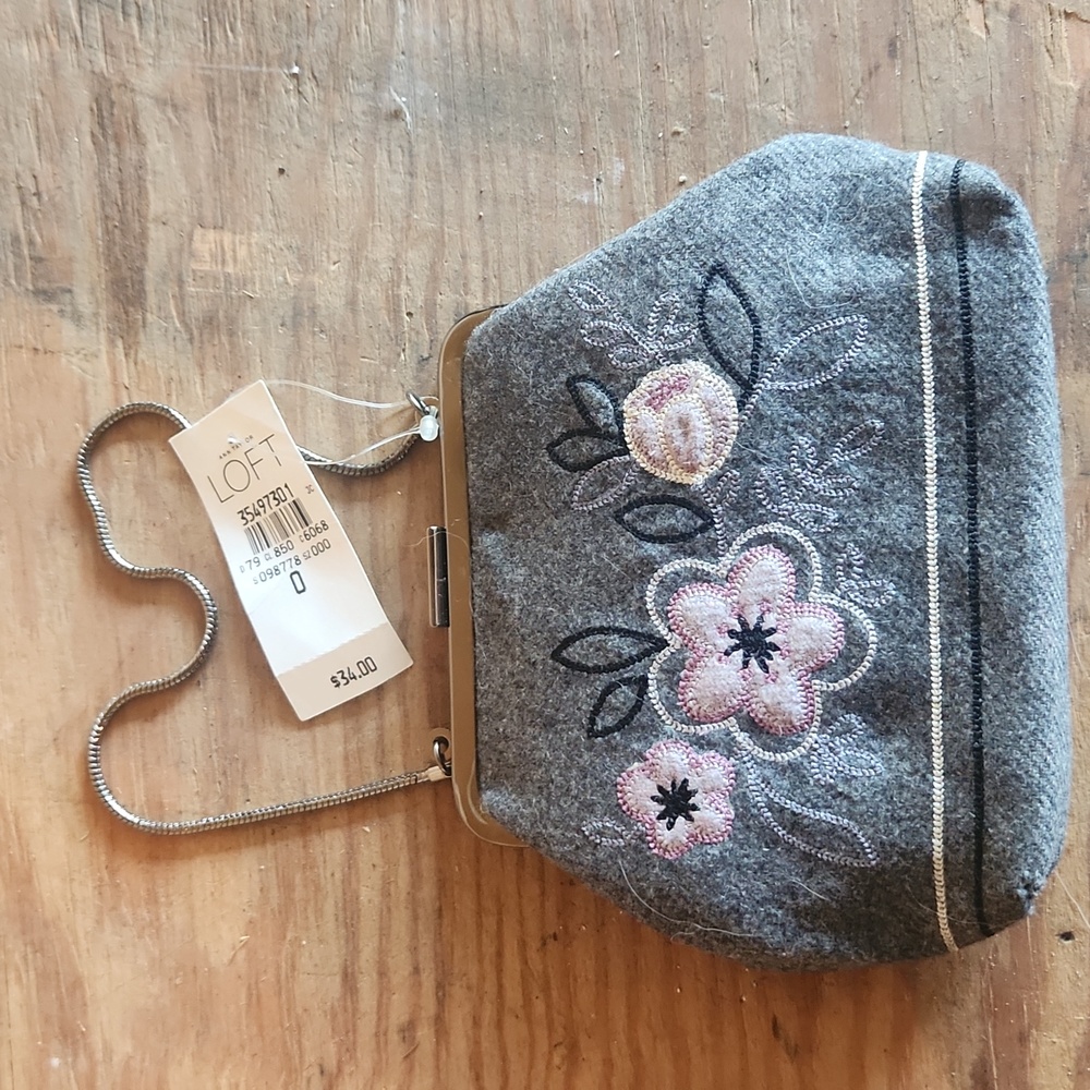 Small hand purse